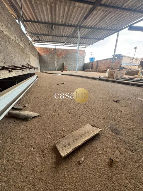 Casa com 2 quartos à venda, 100m2 em Independência (Barreiro), Belo Horizonte - MG - imagem 8 Foto 8 de Casa com 2 quartos à venda, 100m2 em Independência (Barreiro), Belo Horizonte - MG