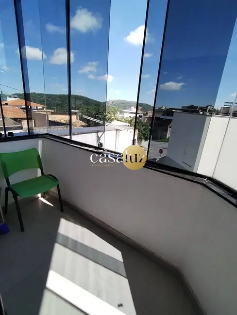 Casa com 3 quartos à venda, 135m2 em Sarzedo - MG - imagem 8 Foto 8 de Casa com 3 quartos à venda, 135m2 em Sarzedo - MG