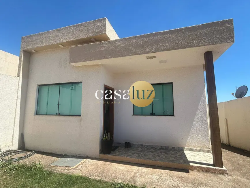 Casa com 2 quartos à venda, 148m2 em Sarzedo - MG - imagem 1 Foto 1 de Casa com 2 quartos à venda, 148m2 em Sarzedo - MG