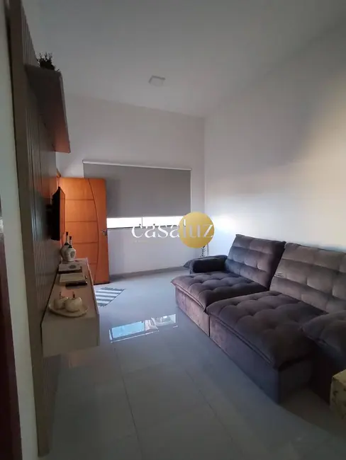 Casa com 2 quartos à venda, 148m2 em Sarzedo - MG - imagem 3 Foto 3 de Casa com 2 quartos à venda, 148m2 em Sarzedo - MG