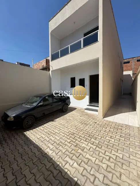 Foto 1 de Casa com 3 quartos à venda, 120m2 em Sarzedo - MG