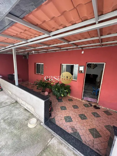 Foto 1 de Casa com 3 quartos à venda, 250m2 em Sarzedo - MG