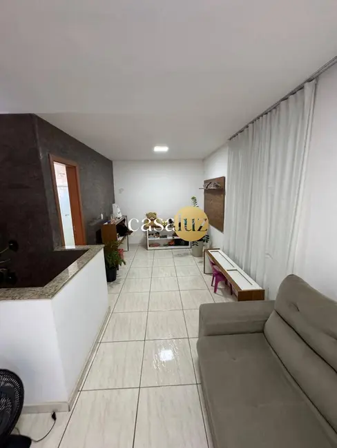 Foto 8 de Apartamento com 3 quartos à venda, 1739041m2 em Sarzedo - MG