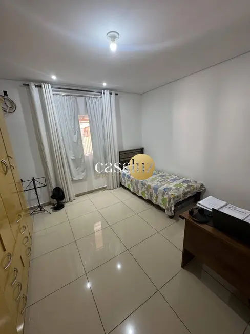 Foto 4 de Casa com 3 quartos à venda, 479m2 em Sarzedo - MG