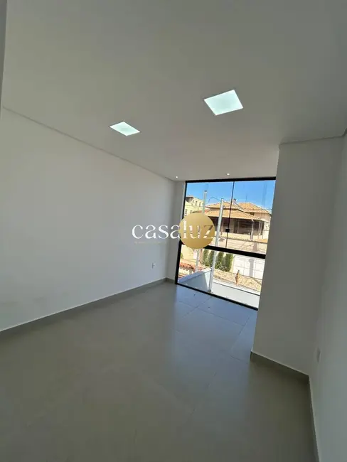Foto 4 de Casa com 3 quartos à venda, 100m2 em São Pedro, Ibirite - MG