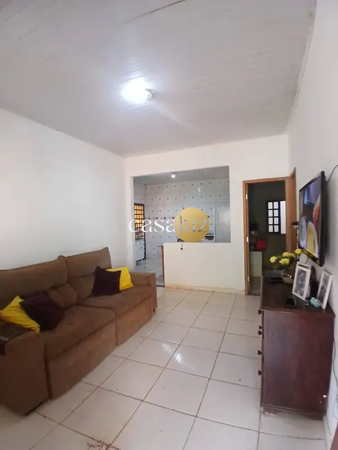 Foto 2 de Casa com 2 quartos à venda, 360m2 em Sarzedo - MG