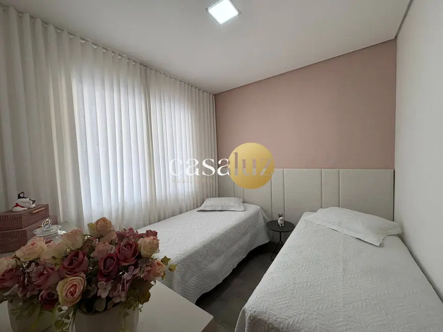 Foto 8 de Casa com 3 quartos à venda, 184m2 em Sarzedo - MG