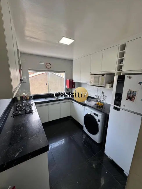 Foto 3 de Apartamento com 3 quartos à venda em Sarzedo - MG