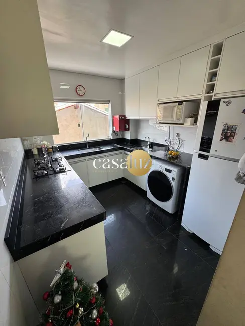 Foto 4 de Apartamento com 3 quartos à venda em Sarzedo - MG