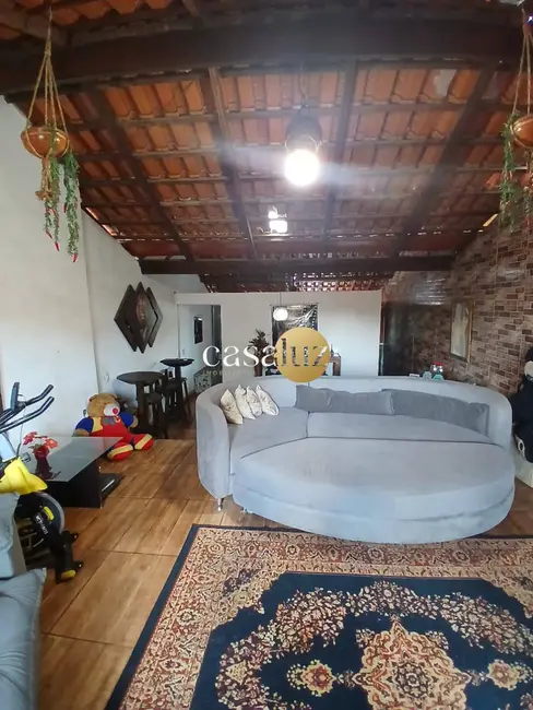 Foto 2 de Casa com 3 quartos à venda, 100m2 em São Pedro, Ibirite - MG