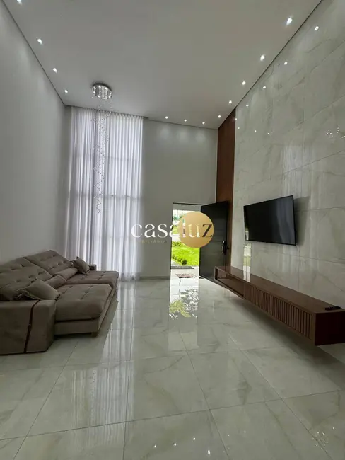 Casa com 5 quartos à venda, 350m2 em Ponte Alta, Betim - MG - imagem 3 Foto 3 de Casa com 5 quartos à venda, 350m2 em Ponte Alta, Betim - MG