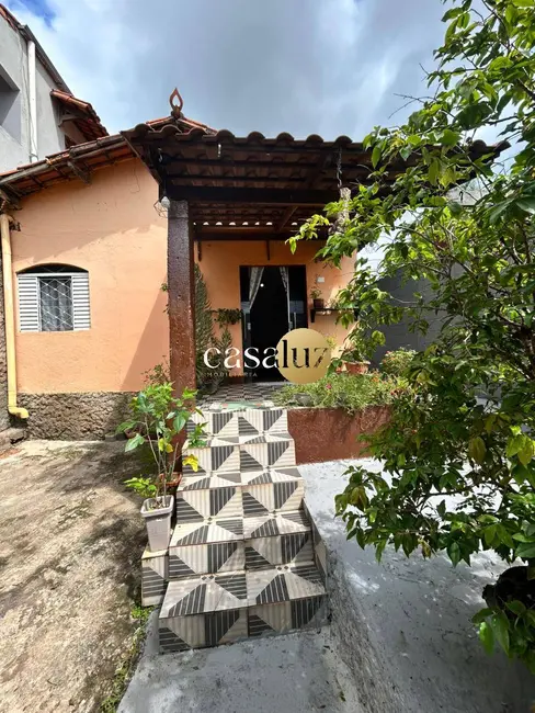 Foto 1 de Casa com 3 quartos à venda, 178m2 em Sarzedo - MG