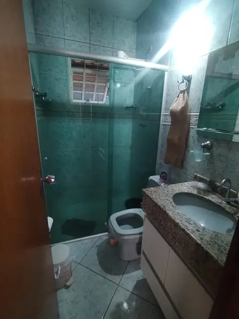 Foto 5 de Casa com 3 quartos à venda, 258m2 em Sarzedo - MG