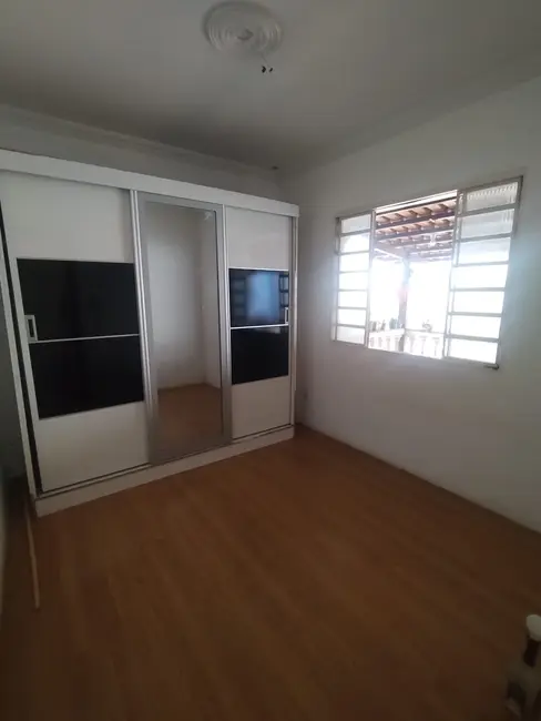 Foto 8 de Casa com 3 quartos à venda, 258m2 em Sarzedo - MG