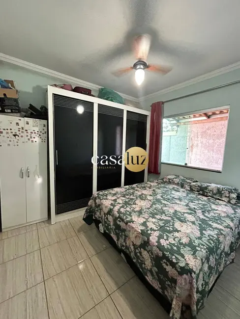 Foto 3 de Casa com 2 quartos à venda, 180m2 em Mario Campos - MG