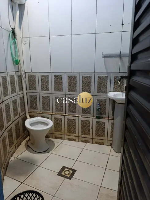 Foto 3 de Casa com 2 quartos à venda em Mario Campos - MG