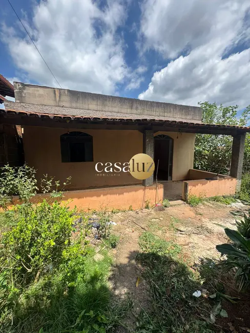 Foto 1 de Casa com 2 quartos à venda, 360m2 em Ibirite - MG