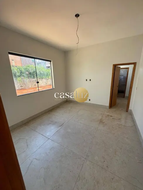 Foto 9 de Casa com 3 quartos à venda, 1000m2 em Mario Campos - MG