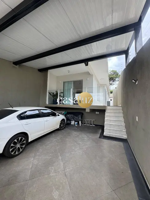 Foto 1 de Casa com 3 quartos à venda, 214m2 em Sarzedo - MG