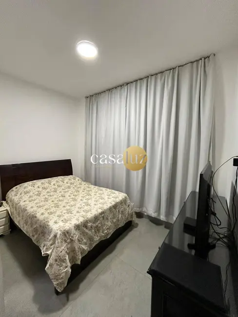 Foto 3 de Casa com 2 quartos à venda, 500m2 em Sarzedo - MG