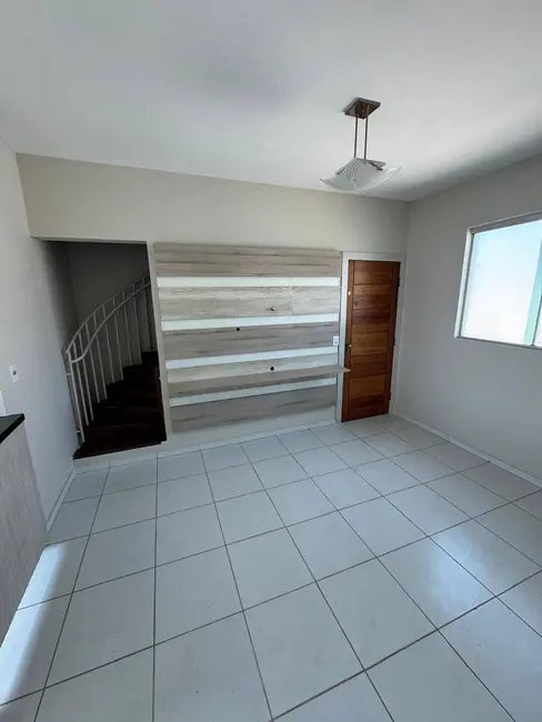 Foto 1 de Cobertura com 2 quartos à venda, 122m2 em Sarzedo - MG