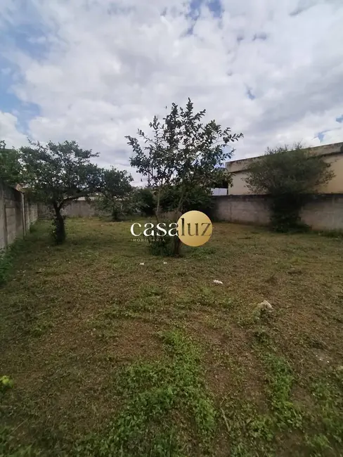 Foto 2 de Terreno / Lote à venda, 360m2 em Sarzedo - MG
