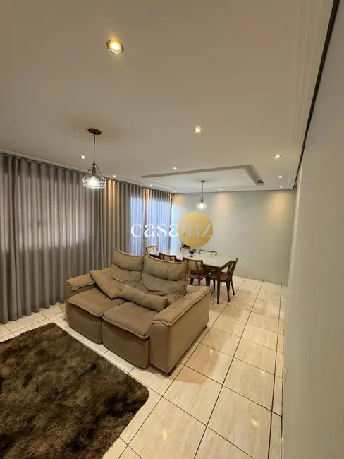 Foto 3 de Casa com 3 quartos à venda em Sarzedo - MG