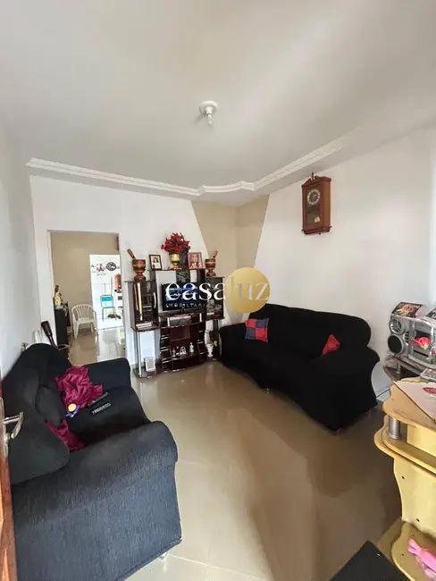 Foto 2 de Casa com 2 quartos à venda, 248m2 em Jardim Montanhês, Ibirite - MG