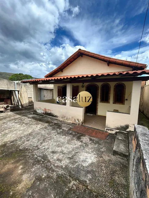 Foto 1 de Casa com 2 quartos à venda, 248m2 em Jardim Montanhês, Ibirite - MG