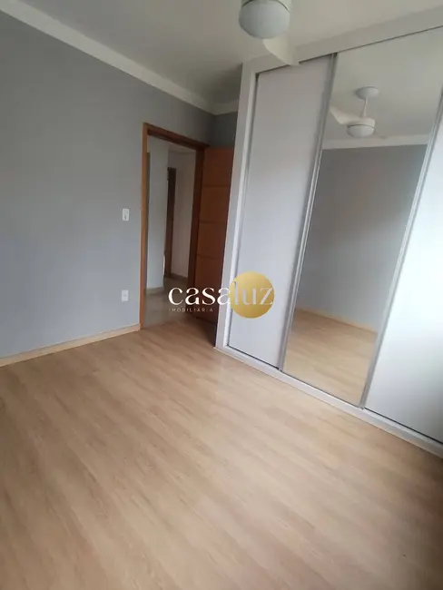 Foto 6 de Cobertura com 3 quartos à venda, 160m2 em Sarzedo - MG