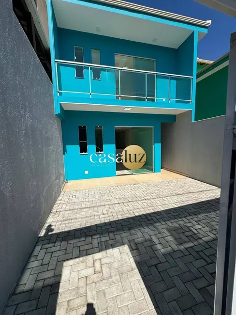 Foto 1 de Casa com 3 quartos à venda, 155m2 em Sarzedo - MG