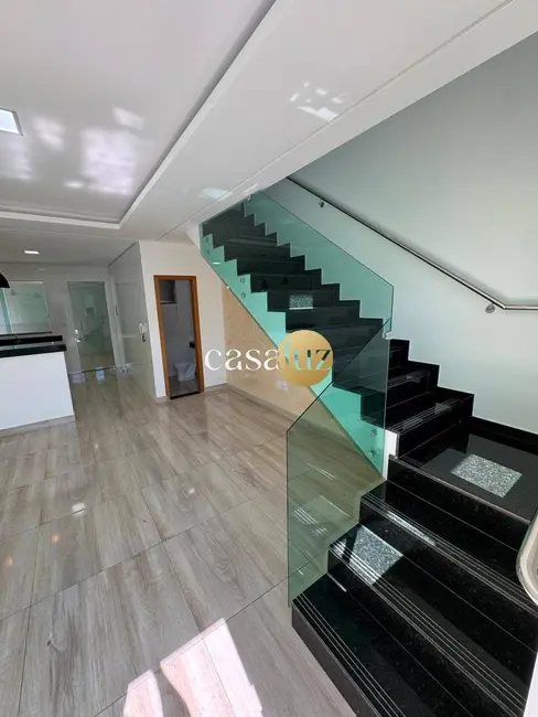 Foto 3 de Casa com 3 quartos à venda, 150m2 em Sarzedo - MG