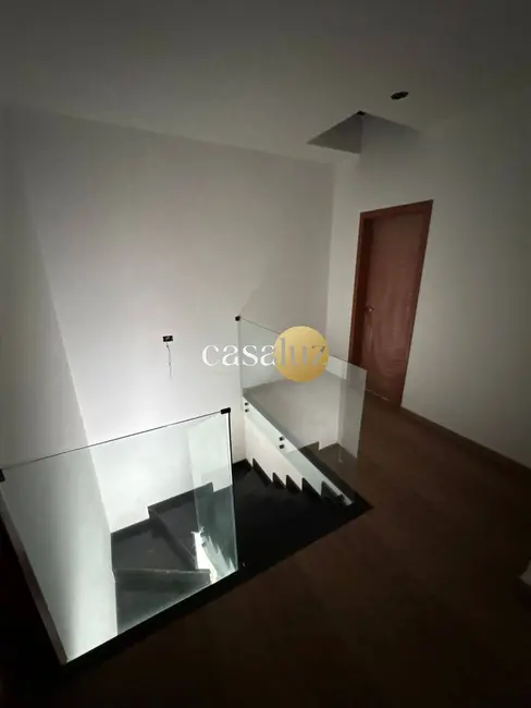 Foto 8 de Casa com 3 quartos à venda, 177m2 em Sarzedo - MG