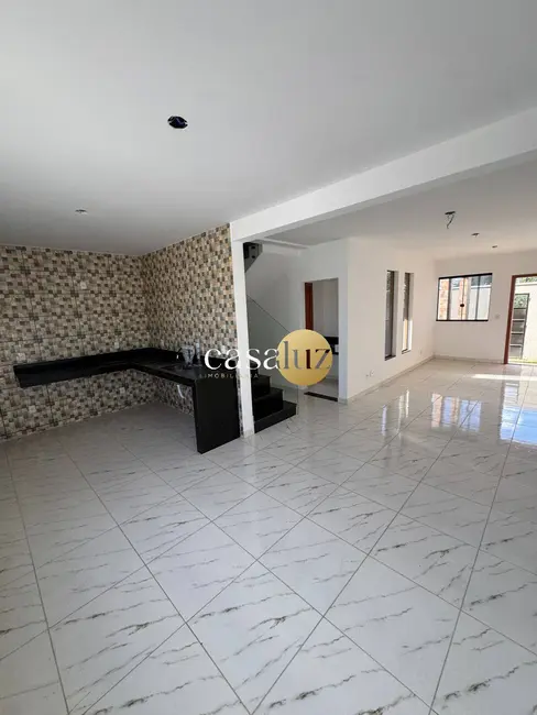 Foto 3 de Casa com 3 quartos à venda, 177m2 em Sarzedo - MG