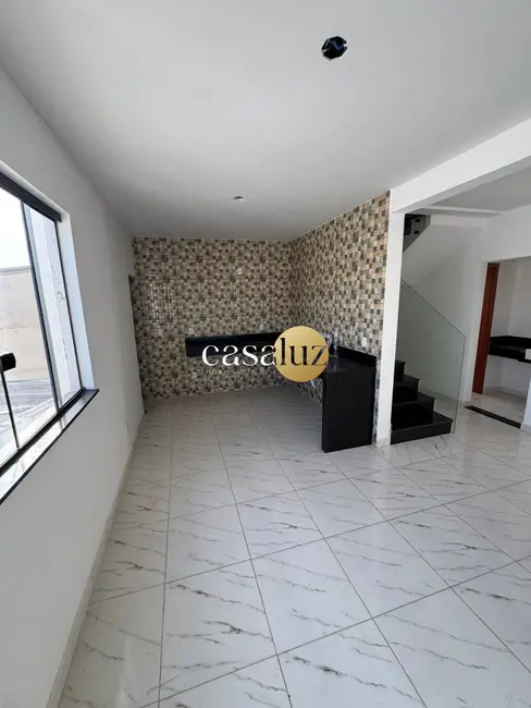 Foto 5 de Casa com 3 quartos à venda, 177m2 em Sarzedo - MG
