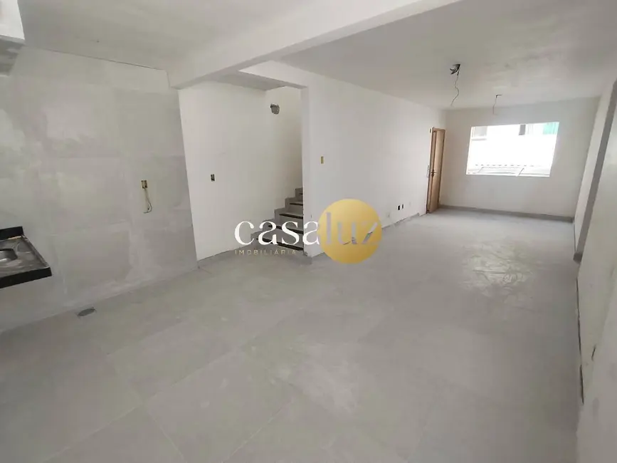 Foto 2 de Cobertura com 3 quartos à venda, 100m2 em Sarzedo - MG