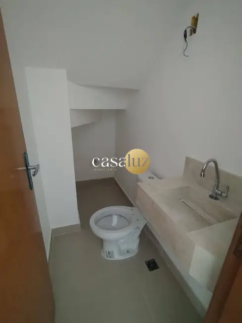 Foto 4 de Casa com 2 quartos à venda, 79m2 em Sarzedo - MG