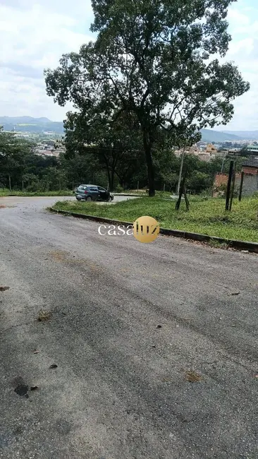 Foto 2 de Terreno / Lote à venda, 252m2 em Sarzedo - MG