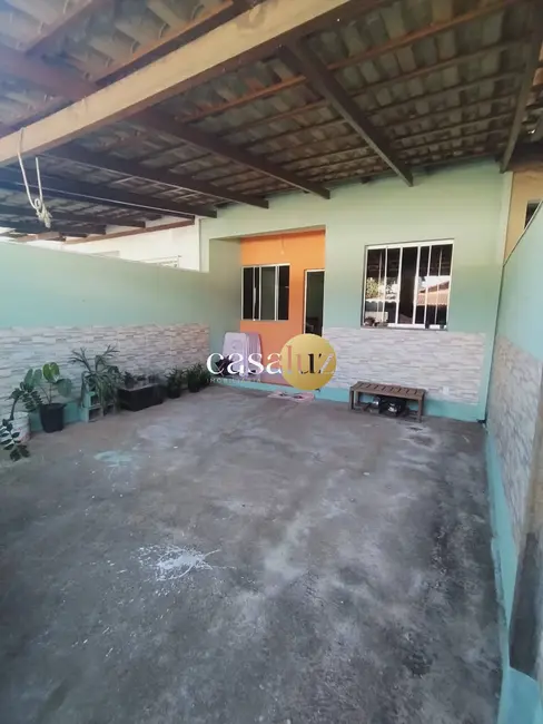 Foto 1 de Casa com 3 quartos à venda, 120m2 em Sarzedo - MG