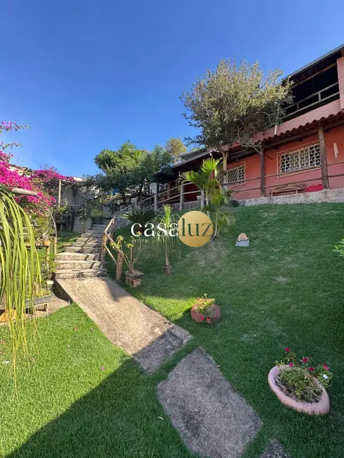 Casa com 2 quartos à venda, 360m2 em Nossa Senhora de Fátima, Ibirite - MG - imagem 5 Foto 5 de Casa com 2 quartos à venda, 360m2 em Nossa Senhora de Fátima, Ibirite - MG