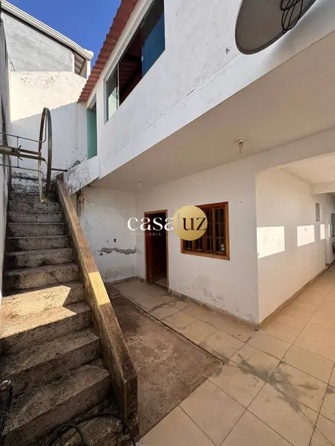 Foto 1 de Casa com 1 quarto à venda, 120m2 em Sarzedo - MG