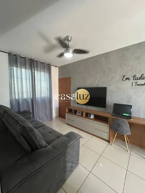 Foto 1 de Apartamento com 3 quartos à venda, 74m2 em Sarzedo - MG