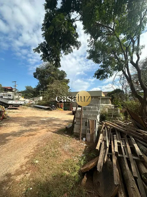 Foto 2 de Terreno / Lote à venda, 1000m2 em Centro, Sarzedo - MG