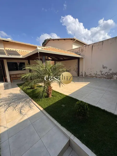 Foto 3 de Casa com 3 quartos à venda, 360m2 em Igarape - MG