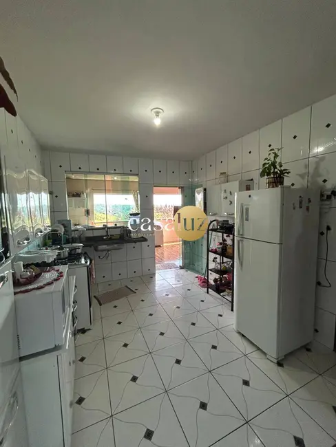 Foto 8 de Casa com 3 quartos à venda, 226m2 em Sarzedo - MG
