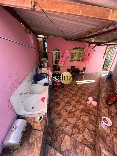 Foto 7 de Casa com 3 quartos à venda, 455m2 em Ibirite - MG