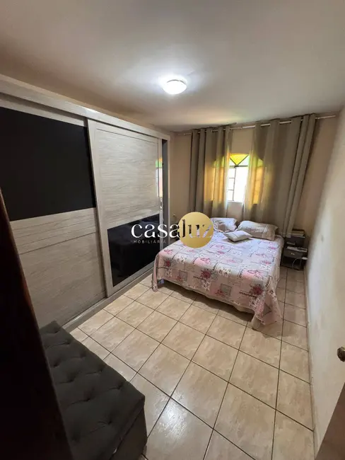 Casa com 3 quartos à venda, 200m2 em Ibirite - MG - imagem 3 Foto 3 de Casa com 3 quartos à venda, 200m2 em Ibirite - MG
