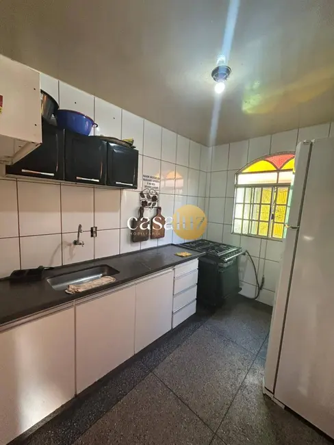 Foto 5 de Sítio / Rancho com 2 quartos à venda, 2500m2 em Petrovale, Betim - MG