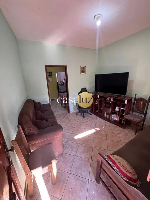 Foto 3 de Casa com 3 quartos à venda, 252m2 em Sarzedo - MG
