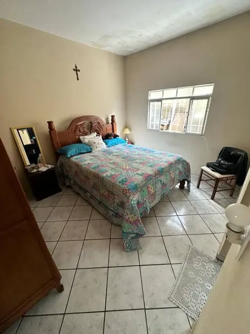 Foto 2 de Casa com 3 quartos à venda, 97m2 em Sarzedo - MG